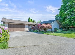 51946 SE 6th St, Scappoose, OR 97056