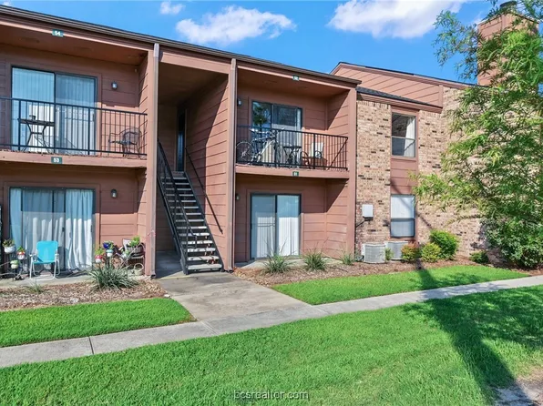 904 University Oaks Blvd APT 52, College Station, TX 77840