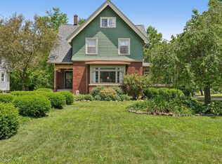 157 S Main St, Wellington, OH 44090