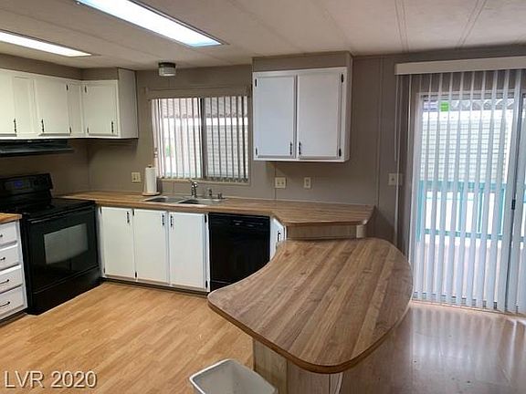 5th image of 3345 Gulf Shores Dr