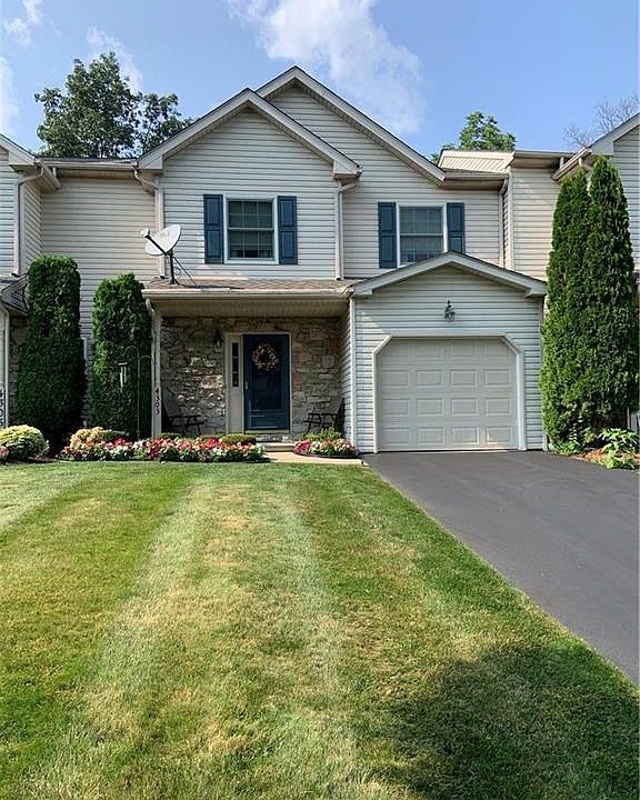 1st image of 4303 Bedford Dr