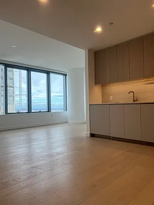 Rented by Lin Pan Realty Group LLC | media 2