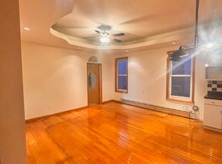 107 Dahill Rd #2, Brooklyn, NY 11218