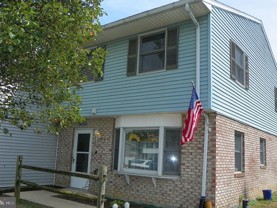 1st image of 14878 Robinhood Cir