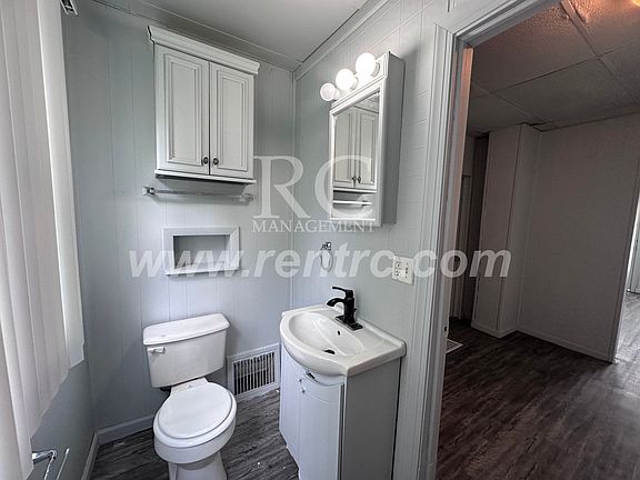 5th image of 512 N Griffin St