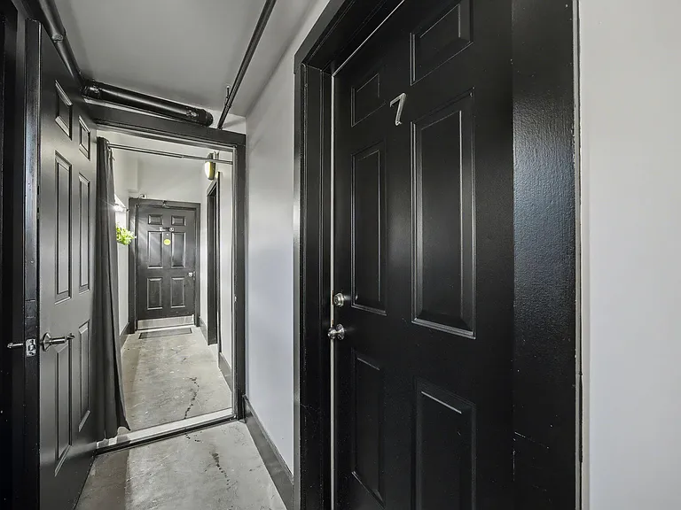 261 S Limestone St #304 — Photo 70