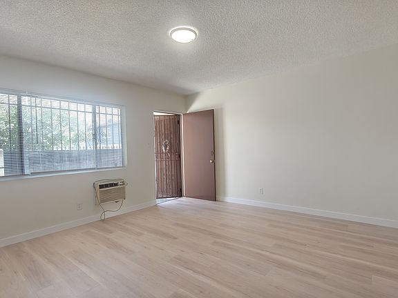 3rd image of 1629 S 5th St #B
