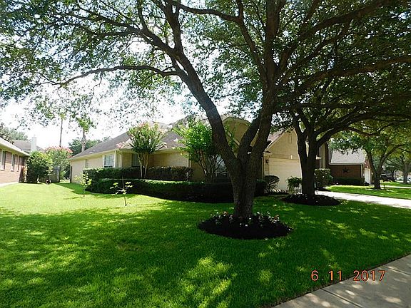 2nd image of 2414 Standing Oak Ln