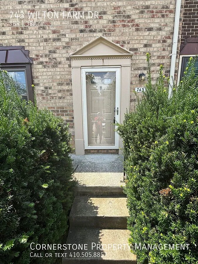 3 Bed 2.5 Bath | $2550 | 743 Wilton Farm Dr Catonsville, MD 21228 — Photo 2