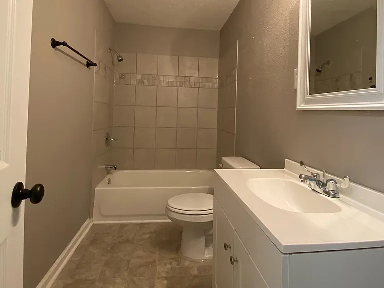 599 Mohawk Ave — Photo 6