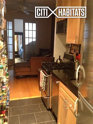 Rented by Citi Habitats | media 39