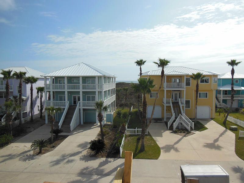 2nd image of 264 Mustang Royale Blvd