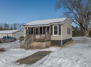 116 C St, Austinville, VA 24312