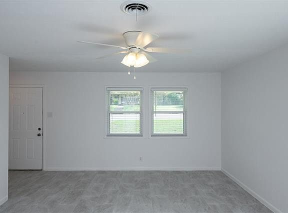 5th image of 5200 Trail Lake Dr