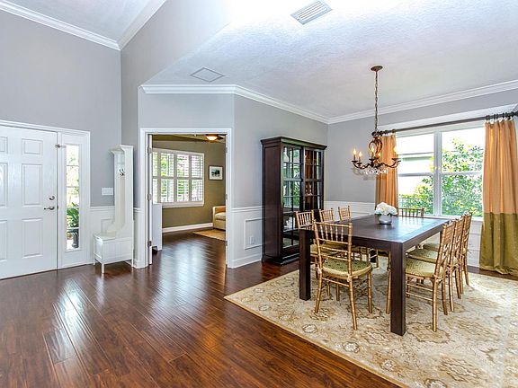 3rd image of 180 S Arabella Way
