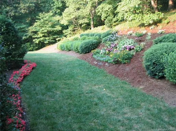 321 Beaverdam Rd, Asheville, NC 28804