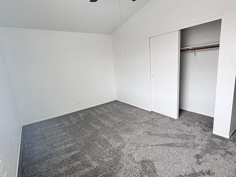 2631 W Camino Del Medrano — Photo 28