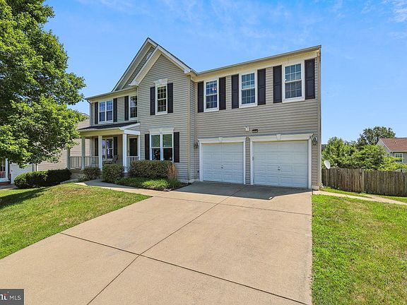 2nd image of 4 Bannon Ln