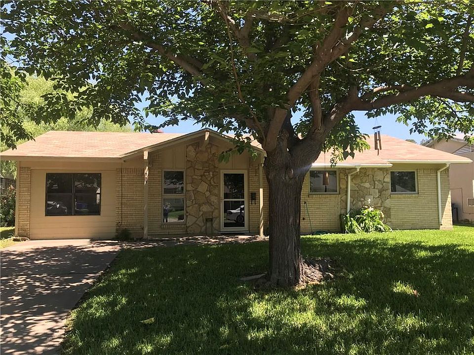 1st image of 717 Tanglewood Dr