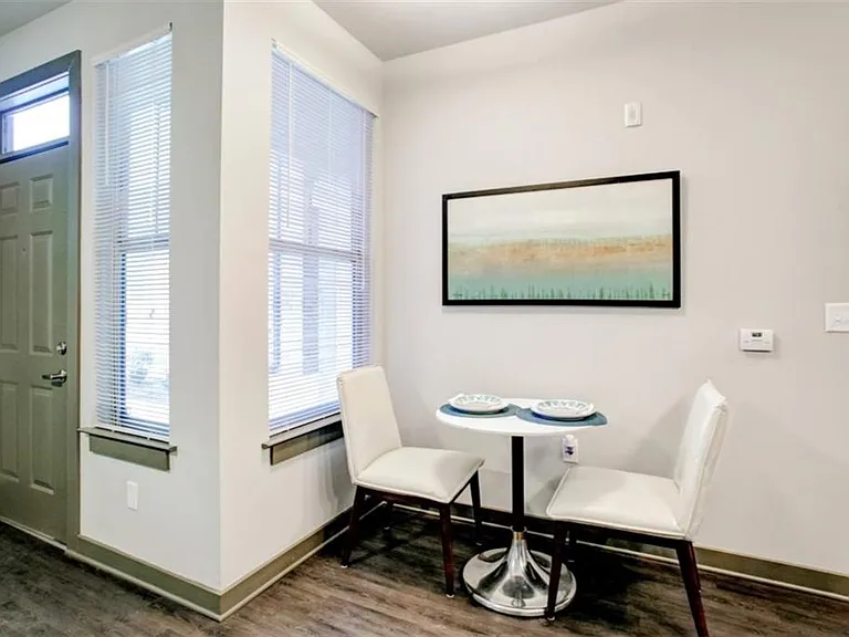 800 Millwood Ln #902-218 — Photo 10