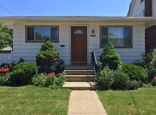 3339 W 127th St, Cleveland, OH 44111