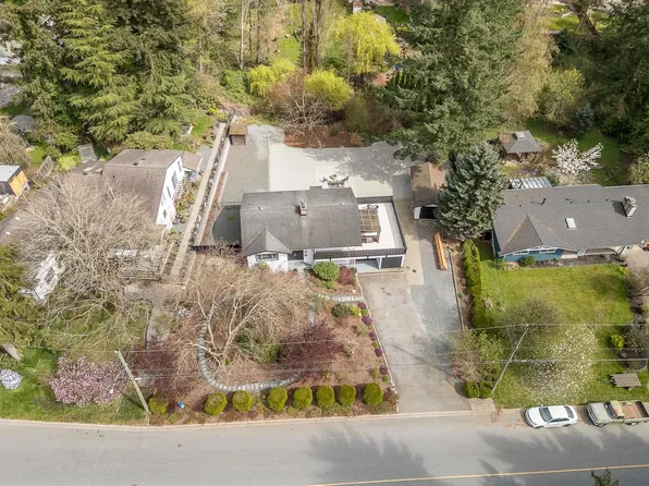 7958 Taulbut St, Mission, BC V2V 3W7