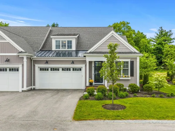 34 Hawk Ln #34, Framingham, MA 01701