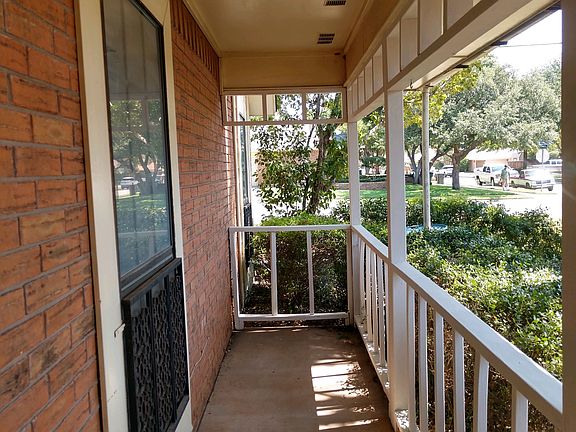 Cozy front porch