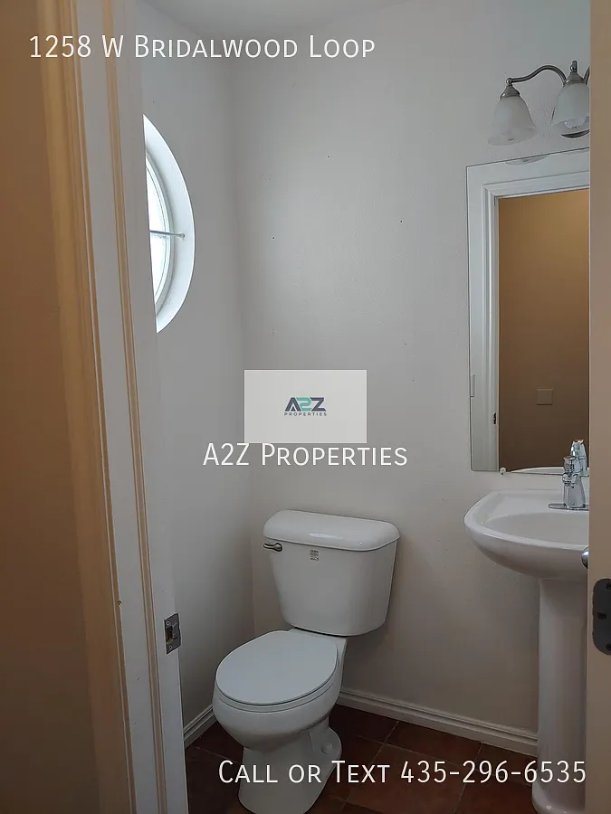 3 bed, 2.5 bath, 1432 sqft, $1,700 — Photo 3