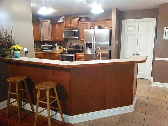 2nd image of 128 River Birch Dr