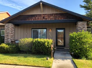 20648 Songbird Ln, Bend, OR 97702