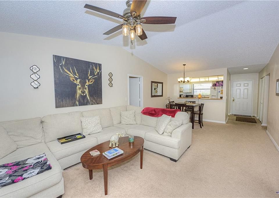 1st image of 1230 SE Parkview Pl APT D8