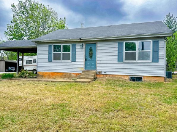 71 Church St, Steelville, MO 65565