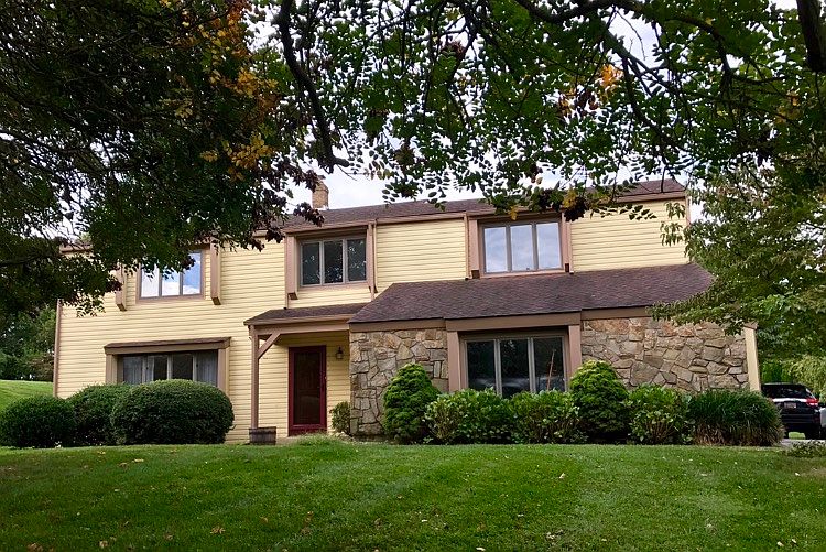 1st image of 15 Carousel Ct