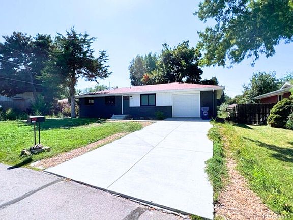 3rd image of 2405 Lee Street