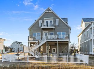 306 Old Causeway Rd, Atlantic Beach, NC 28512