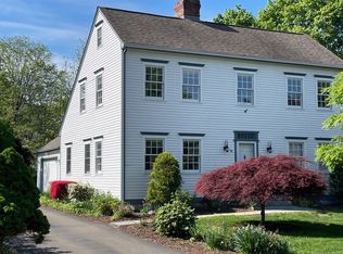 16 North St, Guilford, CT 06437