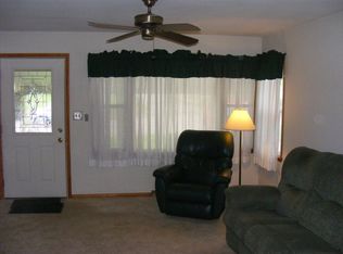 560 E College St, Meadville, PA 16335