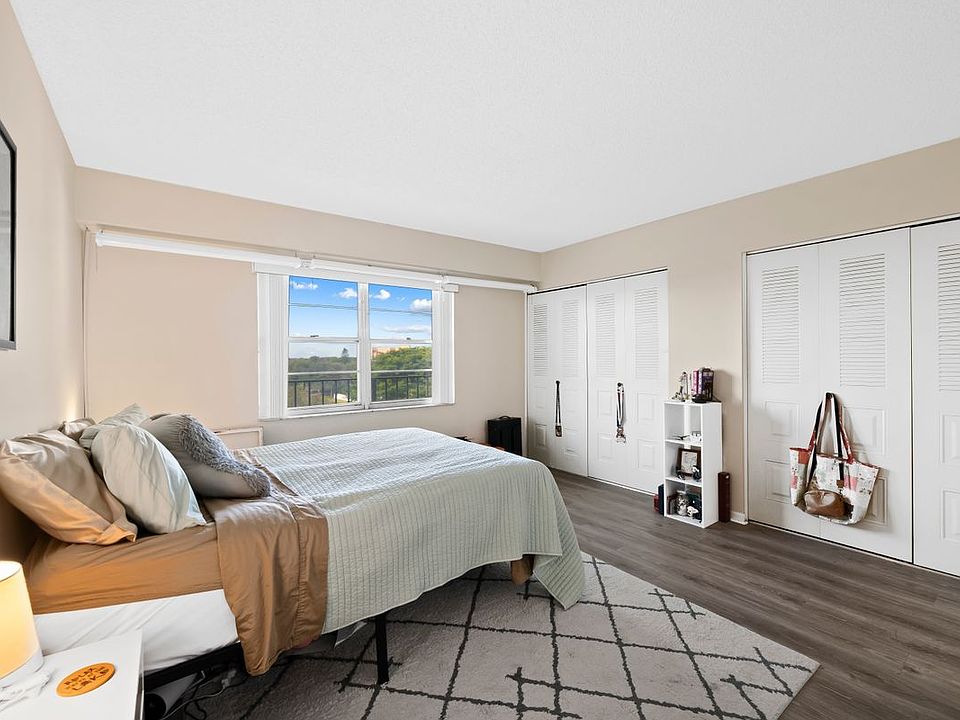 2nd image of 3150 W Rolling Hills Cir APT 603