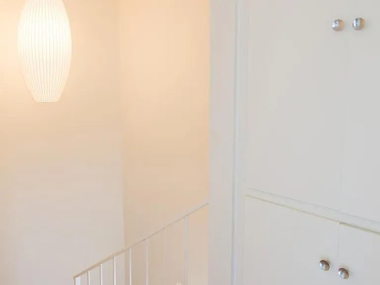 2275 Silver Ridge Ave — Photo 5