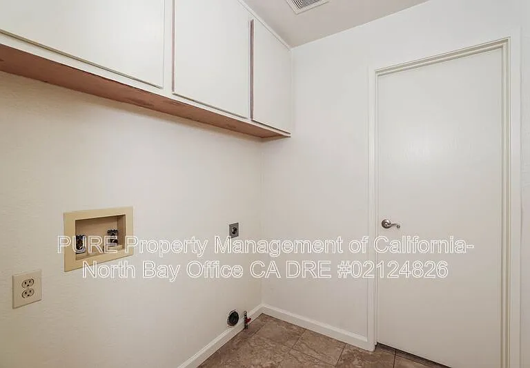 3465 Walnut Grove St — Photo 14