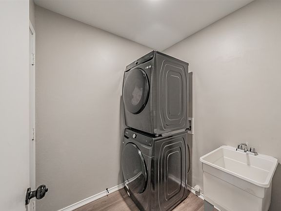 3rd image of 7000 Rovato Dr
