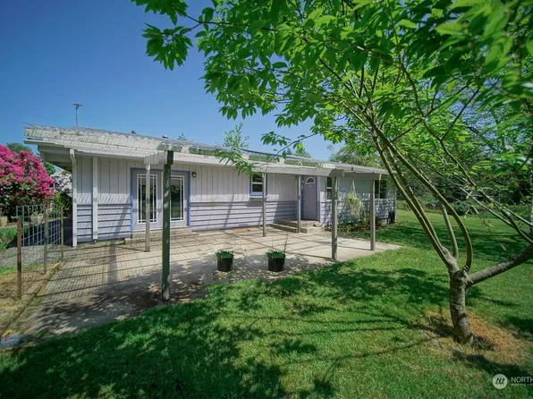 6909 160th Street SE, Olalla, WA 98359