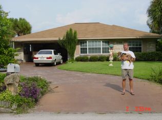 689 Indian River Dr, Melbourne, FL 32935
