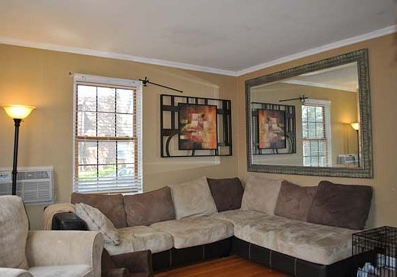 Living Room (lower)