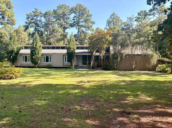 1468 Ridge Rd, Hopkins, SC 29061