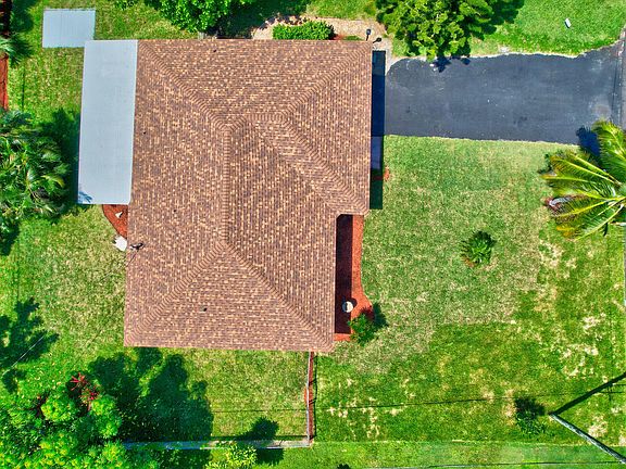 5th image of 632 Jaeger Drive