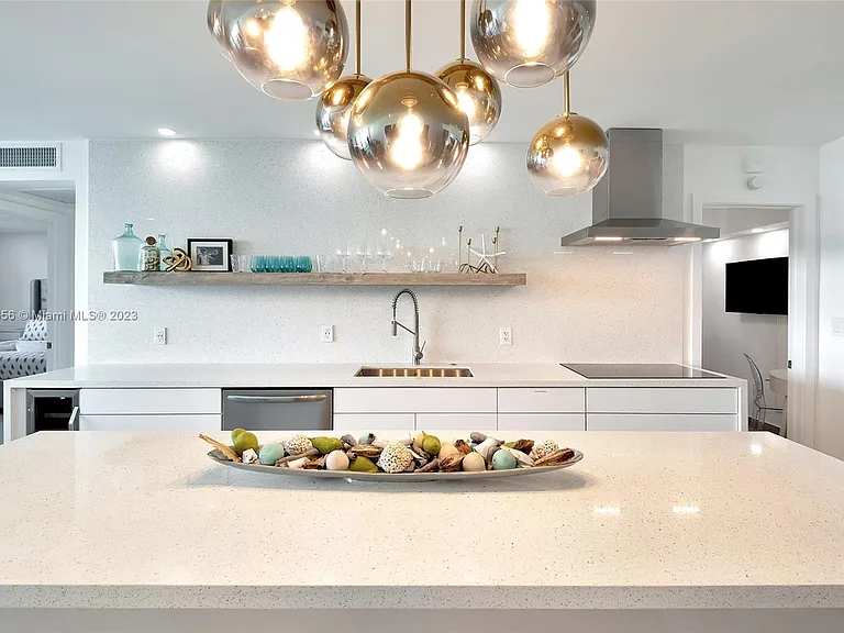 4001 S Ocean Dr #14H — Photo 6