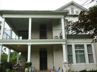 1302 W Florida St, Springfield, MO 65803