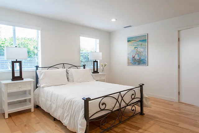 3055 Landa St — Photo 38